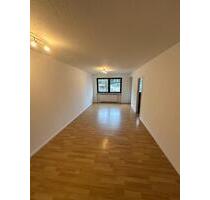 Frisch renovierte 3-ZKB Wohnung (75qm) in Alt-Saarbrücken