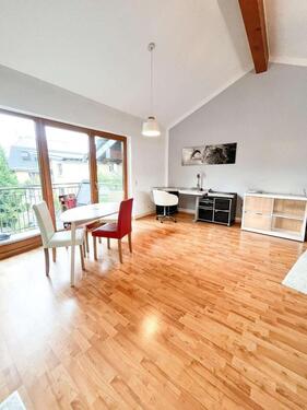 Foto - 3 Zimmer Dachgeschoßwohnung zur Miete in Urmitz