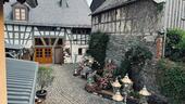 Foto - 13 Zimmer Bauernhaus, Landhaus zum Kaufen in Hahn