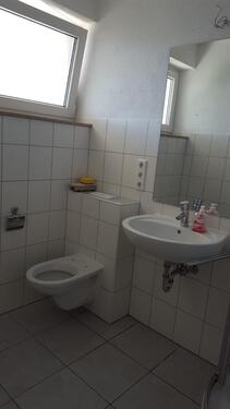 Foto - PRIVATVERKAUF. Schön geschnittene 2,5 Zi-Whg mit Einzelgarage