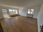 Foto - renovierte 3-Zimmer Wohnung, 130m² zzgl. Terrasse & 600m² Garten