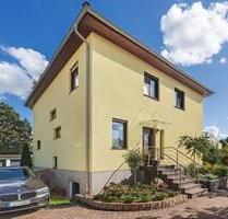 Einfamilienhaus mit lukrativ vermieteter Einliegerwohnung & Pool - Schulzendorf