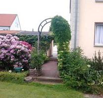 3 Zimmer Küche, Bad,,Garage, Garten, Terrasse, Keller in Hof