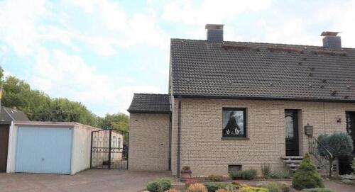 Foto - Doppelhaushälfte zu vermieten - 1.500,00 EUR Kaltmiete, ca.  112,00 m²