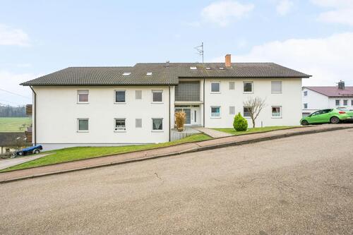Foto - Renovierte 3-Zi-Wohnung mit Einbauküche, 91 m² in Leinzell