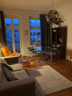 Foto - Schönes Raum mit Balkon in Moabit