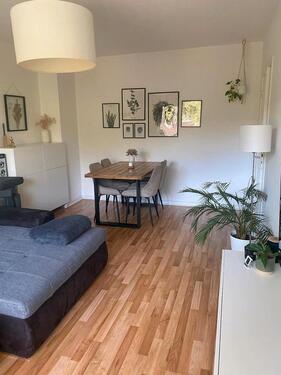 Foto - Zentrale 2,5-Zi.-Whg. (63qm) mit Balkon, möbliert für 3 Monate