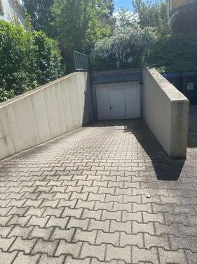 Foto - Tiefgaragen Stellplatz - 60,00 EUR Miete,