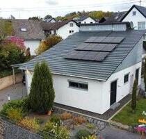 Gepflegtes Einfamilienhaus mit Einliegerwohnung in Nörtershausen - Halsenbach