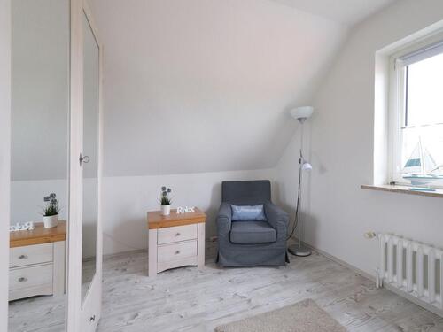 Foto - Dachgeschoßwohnung in Schülldorf zur Miete