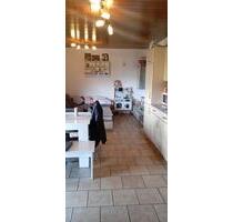 helle EG-Wohnung - 700,00&nbsp;EUR Kaltmiete, ca.&nbsp; 65,00&nbsp;m&sup2; in Mehren (PLZ: 54552)