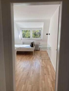 Foto - Dachgeschoßwohnung in Köln zur Miete
