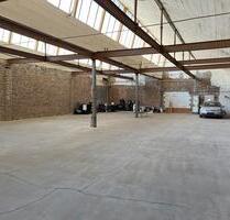 AbstellplatzSchrauberplatz in großer Halle - Wohnmobil, Lager - Netzschkau