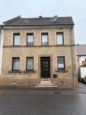 Foto - 6 Zimmer Reihenendhaus mit Garage und Scheune