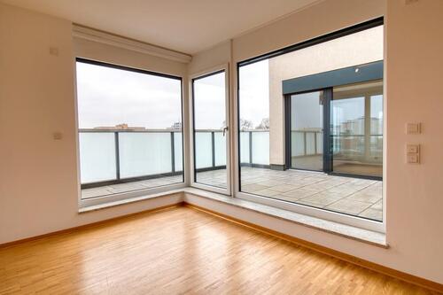 Foto - Exklusives 2,5-Zimmer Penthouse inkl. Dachterrasse+ Fahrstuhl