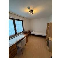 WG-Zimmer in Kelsterbach in der Nähe des Flughafens