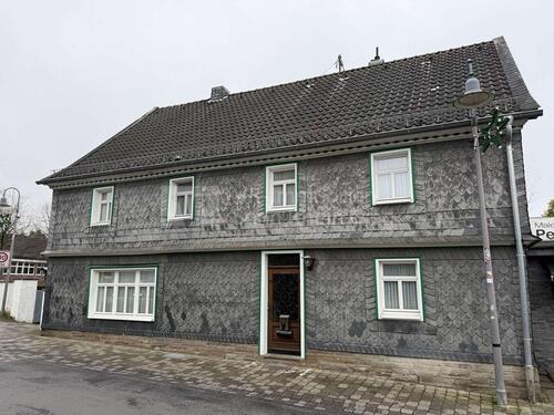 Foto - Ein Haus mit Charme, inmitten des Neunkirchener Zentrums zur Vermietung