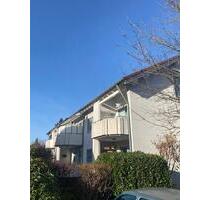 Schöne 2-Zi-Wohnung mit Balkon und Carport in AchernZentrumsnähe