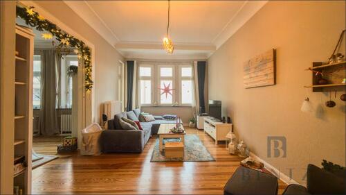 Foto - Großzügige Altbauwohnung mit Charme, zwei Balkonen & moderner Ausstattung