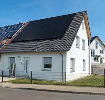 2,5-Zimmer-Wohnung mit Balkon und EBK in Biberach - Biberach an der Riß