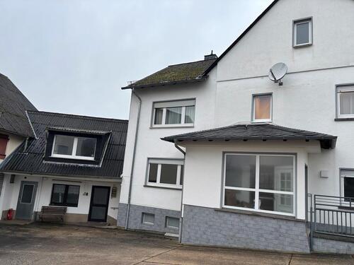 Foto - 7 Zimmer Einfamilienhaus zur Miete in Weilburg