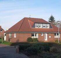 Großer Bungalow, incl. Bauplatz, Privatverkauf - Wittmund