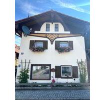 Einfamilienhaus ohne Garten mit Terrasse und großem Balkon - Halblech