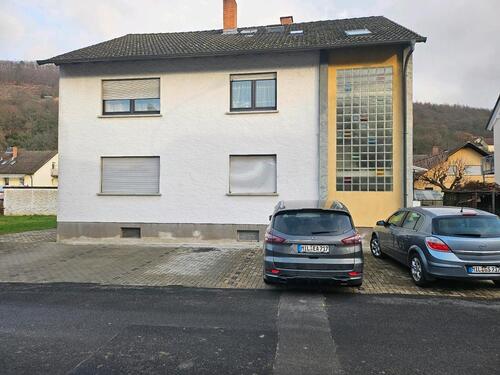 Foto - DG Wohnung zu Vermieten - 1.050,00&nbsp;EUR Kaltmiete, ca.&nbsp; 80,00&nbsp;m&sup2;