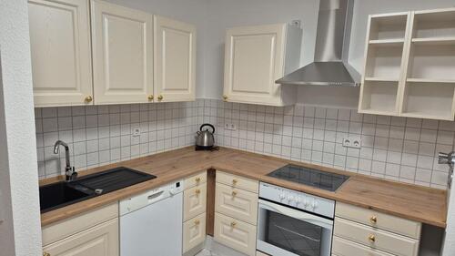 Foto - Kfz Stellplatz Parkplatz Chemnitz Zeisigwaldstr. Zeisigwaldklinik