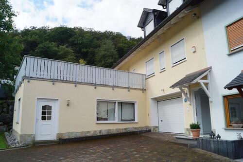 Foto - 5 Zimmer Doppelhaushälfte zur Miete in Waldems