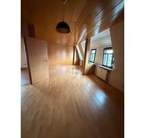 Wohnung Kulmbach - 1.100,00&nbsp;EUR Kaltmiete, ca.&nbsp; 90,00&nbsp;m&sup2; in Kulmbach (PLZ: 95326) Blaich