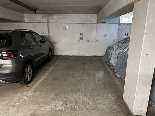 Foto - Tiefgaragenstellplatz für ein Motorrad in Saarbrücken
