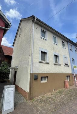 Foto - Kernsanierungsprojekt in Amorbach: Stadthaus mit Potenzial!