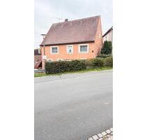 Haus zu verkaufen - 160.000,00 EUR Kaufpreis, in Hagenbüchach (PLZ: 91469)