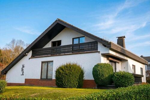 Foto - Einfamilienhaus 219m² I 2 Garagen I Hillesheim