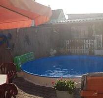 Einfamilienhaus mit Garten, Pool und Wintergarten - Wolmirstedt