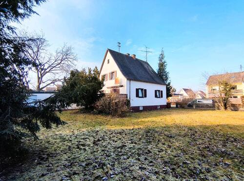 Foto - Großes Grundstück mit Einfamilienhaus für Bezug oder Neubau