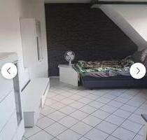 70 qm Wohnung mit Dachboden ca 25 qm 47137 - Duisburg Hamborn