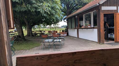 Foto - Platz für einen Container - 10,00&nbsp;EUR Miete,