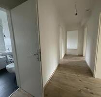 Helle 3-Zimmer-Wohnung mit Balkon, einziehen und wohlfühlen! - Aurich