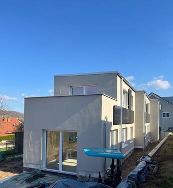 Foto - Lichtdurchflutete 3,5-Z-Neubau Wohnung in Schimborn zu vermieten