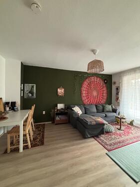 Foto - (Anfrage Stopp!) 2-Zimmer Wohnung + Küche abzukaufen