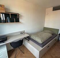 Voll möblierte 1-Zimmer Wohnung mit Balkon in Friedrichshain - Berlin Mitte