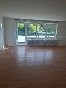 Foto - 3- Zimmer Wohnung mit Balkon und Garten