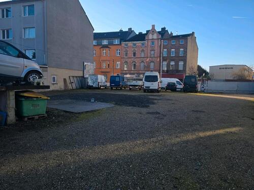 Foto - Abstellplatz Parkplatz für PKW, Wohnmobil, LKW & Motorrad – DN