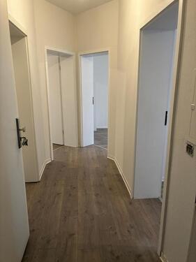 Foto - Ruhige 2-Raum Wohnung in zentraler Lage mit Tageslichtbad WG geeignet