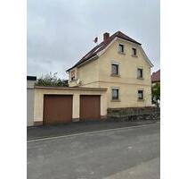 Zweifamilienhaus - 130.000,00 EUR Kaufpreis, in Werneck (PLZ: 97440)