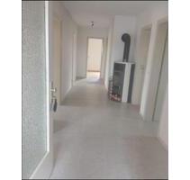 Wohnung zu vermieten - 850,00&nbsp;EUR Kaltmiete, ca.&nbsp; 105,00&nbsp;m&sup2; in Wassertrüdingen (PLZ: 91717)