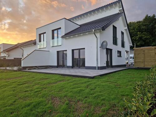 Foto - Doppelhaushälfte - 1.550,00 EUR Kaltmiete,