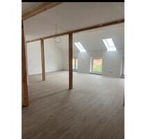 Exklusive Galerie Wohnung auf 2 Ebenen 1000€ in Unterschambach - Saal an der Donau